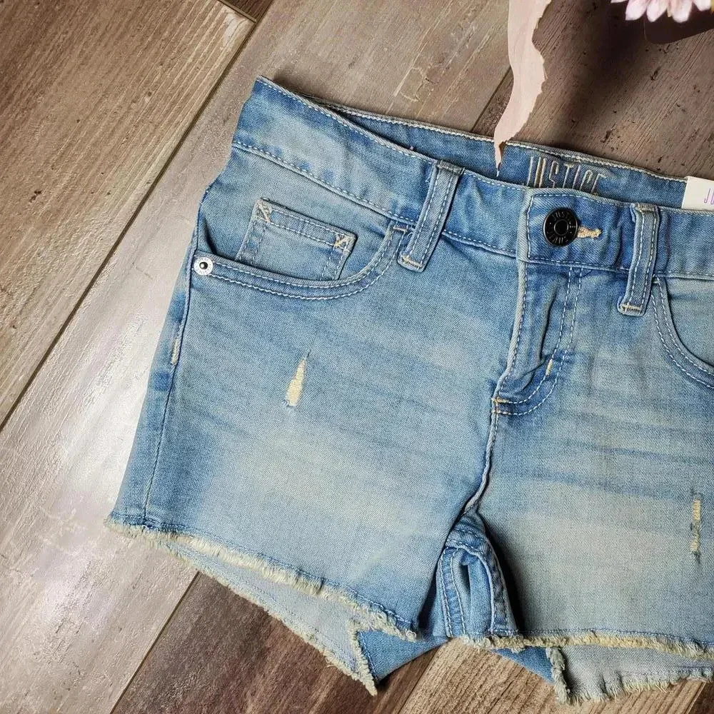 NWT Justice Girls Raw Hem Distressed Denim Shorts Size 10 Light Wash